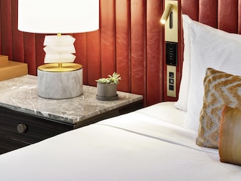 Fairmont Gold, Room, 2 Queen Beds
