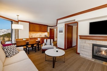Deluxe Suite, 2 Bedrooms, Valley View