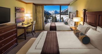 Deluxe Room, 2 Queen Beds, Valley View