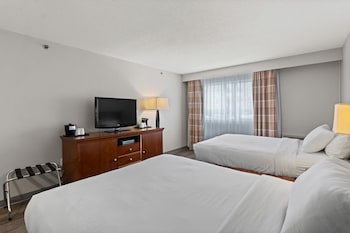 Room, 2 Queen Beds, Non Smoking (Upper Floor)