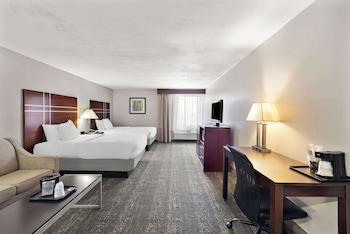 Standard Room, 2 Double Beds, Non Smoking, Refrigerator & Microwave (with Sofabed)