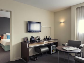 Suite, 1 King Bed