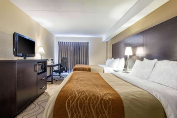 Standard Room, 2 Queen Beds, Non Smoking (Upper Floor)