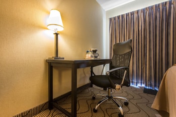 Standard Room, 1 Kind bed 1 Sofa Bed - Ground Floor, Non-Smoking
