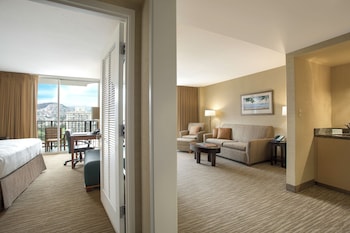 Suite, Mountain View