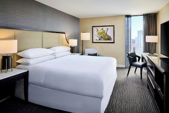 Junior Suite, 1 Bedroom, City View (Fireplace)