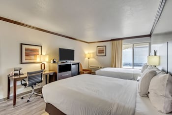 Room, 2 Queen Beds, Non Smoking