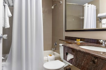 Standard Room, 2 Double Beds, Non Smoking, Refrigerator