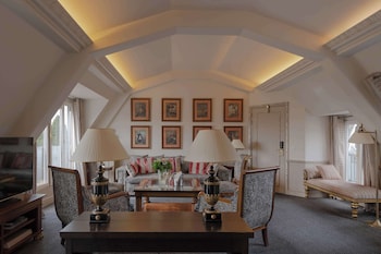 Suite (Imperial)