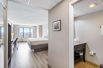 Standard Room, 1 King Bed, Non Smoking