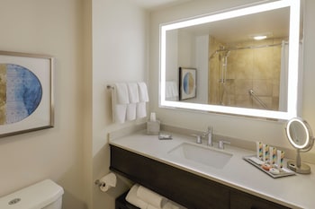 Room, 2 Queen Beds, Partial Ocean View (Tapa Collection)