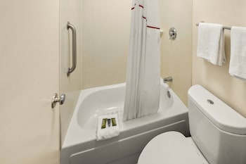 Standard Room, 1 King Bed (Smoke Free)