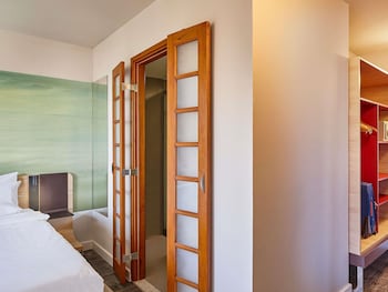 Suite, 1 King Bed (Master)
