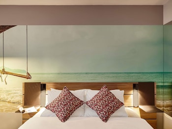 Superior Room, 1 Queen Bed with Sofa bed