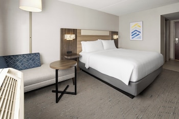 Standard Room, 1 King Bed