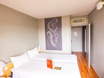 Standard Room, 2 Twin Beds
