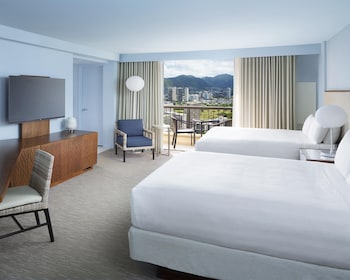 Room, 2 Queen Beds, City View (High Floor, Waikiki View)