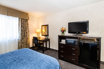Standard Room, 1 King Bed