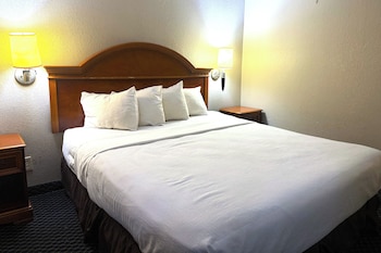 Suite, 1 King Bed, Non Smoking