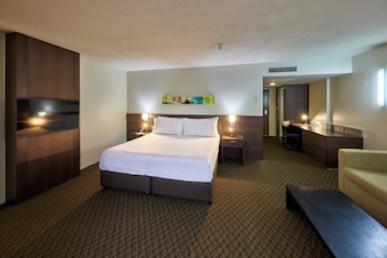 King Bed Premium with Sofa