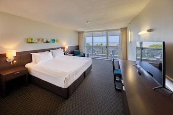 Premium King Seafront