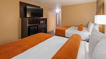 Standard Room, 2 Queen Beds, Non Smoking, Refrigerator & Microwave