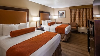 Standard Room, 2 Queen Beds, Non Smoking, Refrigerator & Microwave