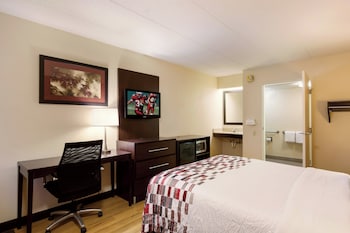 Deluxe Room, 1 Queen Bed, Accessible, Non Smoking