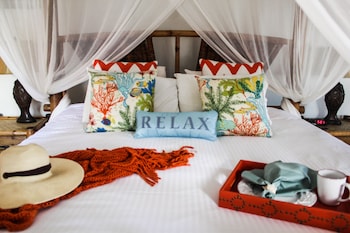 Junior Suite, 1 King Bed, Harbor View