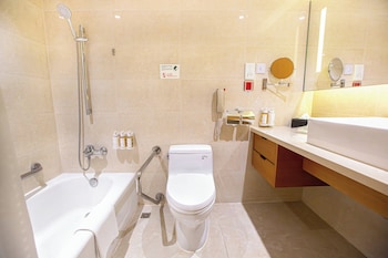 Standard Room, 1 King Bed, Accessible