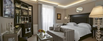 Deluxe Room (Grand)