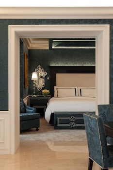 Penthouse (Villa Medici Suite)