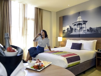 Executive Room, 1 Queen Bed
