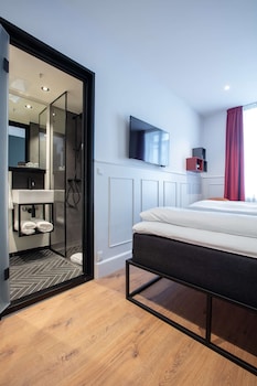 Business Room, 1 Queen Bed, Non Smoking