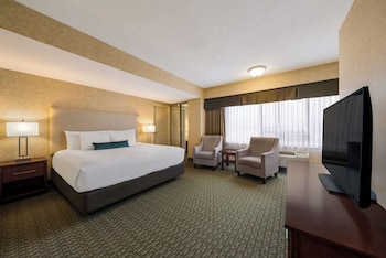 Suite, 1 King Bed, Non Smoking, Jetted Tub