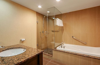 Suite, 1 King Bed, Non Smoking, Jetted Tub