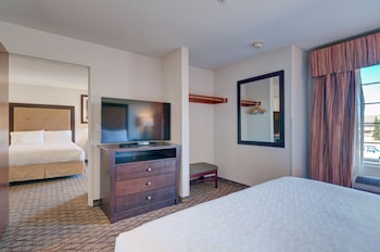 Suite, Multiple Beds