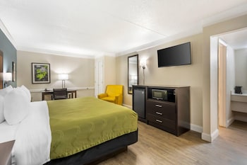 Standard Room, 1 King Bed, Non Smoking