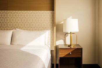 No Bed Preference - 1 King OR 2 Queen