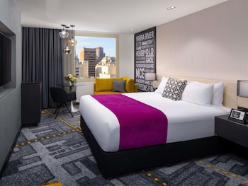 Superior Room, 1 King Bed (High Floor)