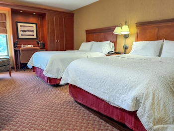 Classic Room, 2 Queen Beds, Non Smoking