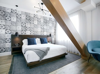 Room, 1 King Bed, City View
