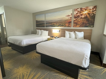 Standard Room, 2 Queen Beds