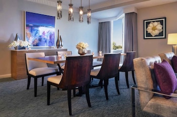 Presidential Suite, 1 King Bed (Lagoon Side or Top Floor)