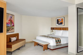 Suite (Palm)