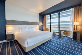 Deluxe Room, 1 King Bed