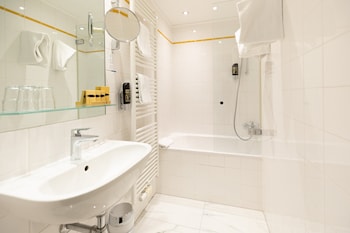 Standard Room, 2 Twin Beds