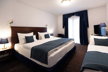 Comfort Double Room, City View