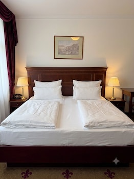 Standard Double Room, City View