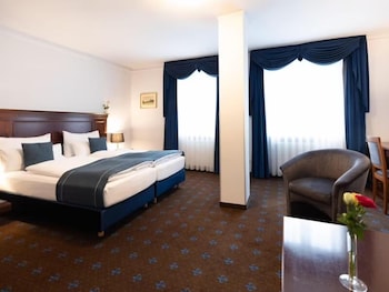 Family Studio Suite